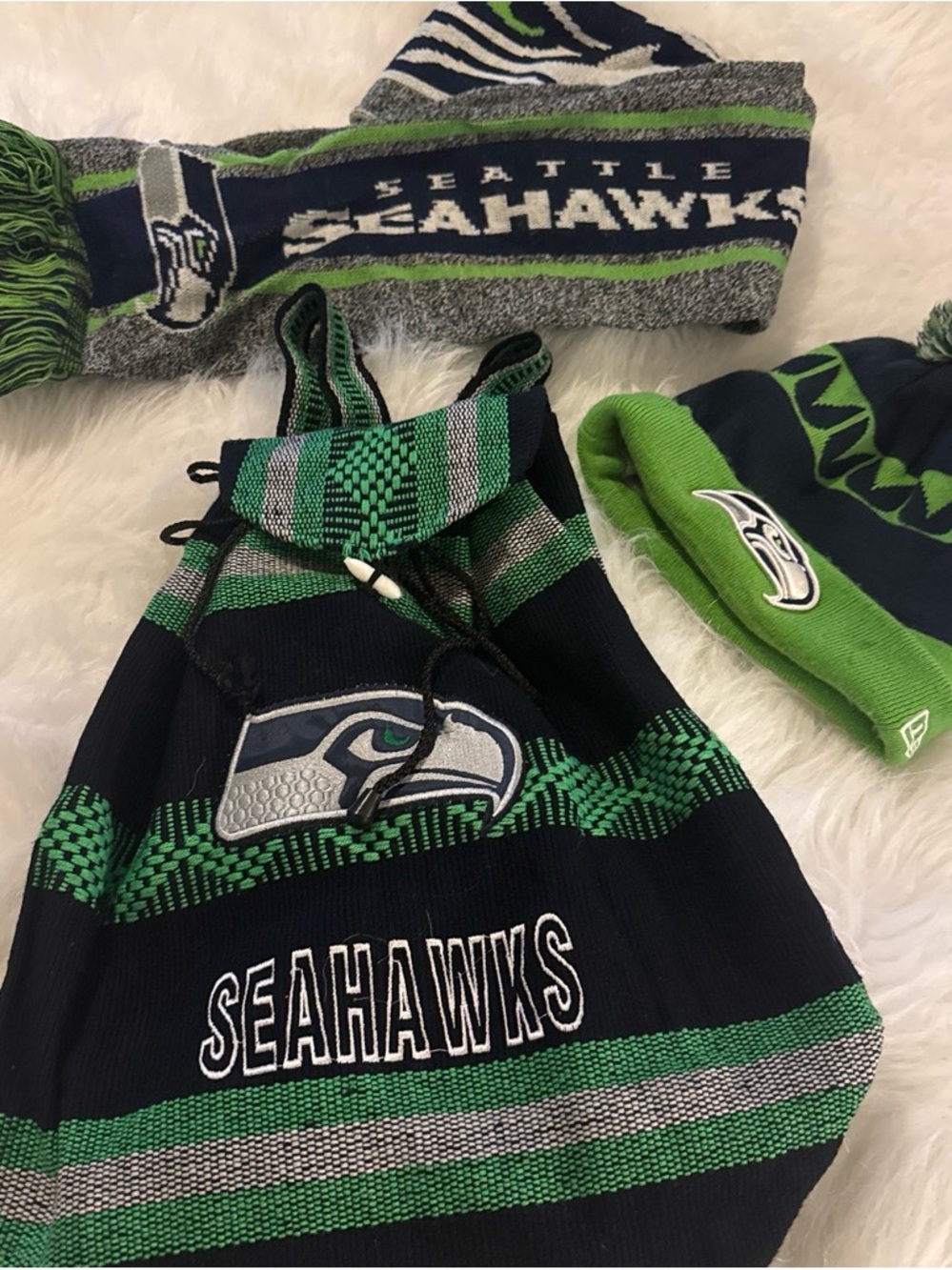 NFL Seattle Seahawks Navy and Green Knit Drawstring Bag